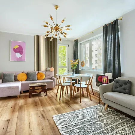 Spacious Seaside By Rentujemy